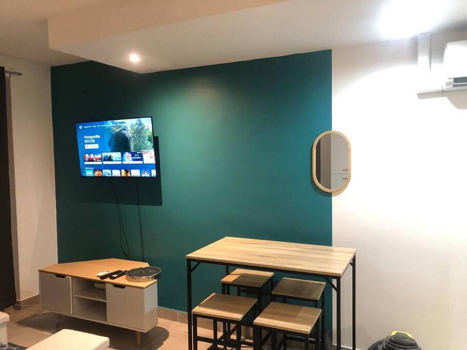 Studio Confortable Avec Balcon Villeneuve-sur-Lot Zewnętrze zdjęcie