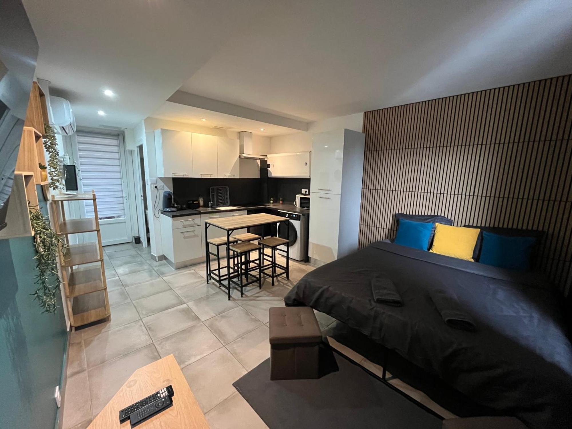 Studio Confortable Avec Balcon Villeneuve-sur-Lot Zewnętrze zdjęcie
